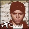 LA MUTLI ANI GUSTY!!!!!!!!!!!!!!!!!!! - la multzi ani shi sa ne traiesti ina 300 de ani - GUSTAV